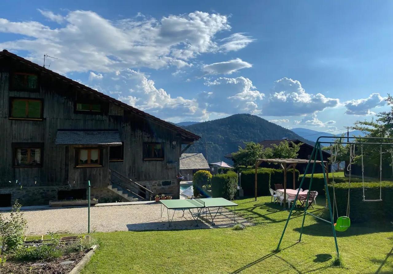 La Ferme Des Cousines Lägenhet Saint-Sigismond  Exteriör bild